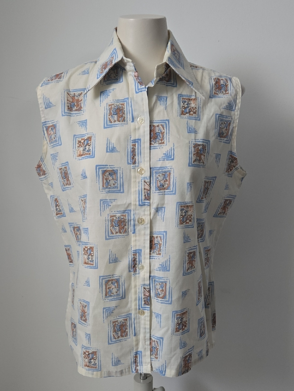 Vintage Sleeveless  Blouse with Dagger Collar (L)